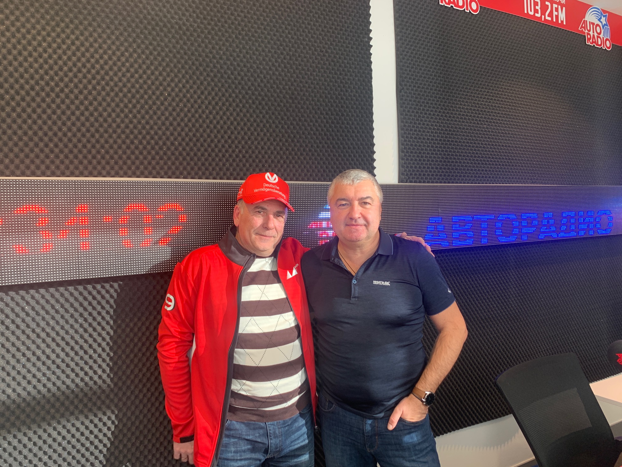 IMG_9663.JPG (1.03 MB)